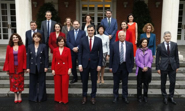 España: Retos del nuevo Gobierno del PSOEEspaña: Retos del nuevo Gobierno del PSOE