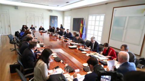 Real Decreto por el que se declara el estado de alarma en EspañaReal Decreto por el que se declara el estado de alarma en España