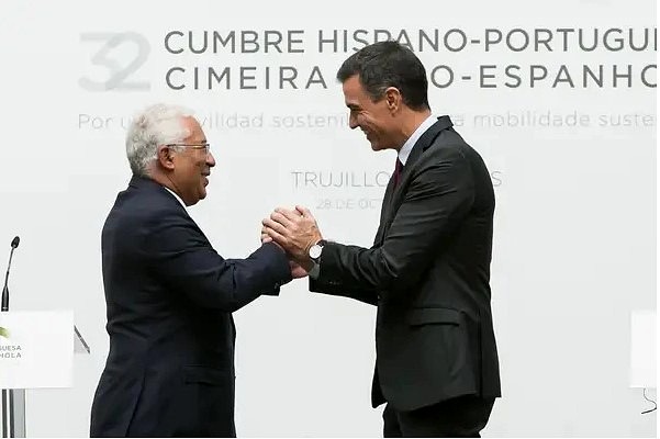España y Portugal firman un nuevo Tratado de Amistad y Cooperación 40 años despuésEspaña y Portugal firman un nuevo Tratado de Amistad y Cooperación 40 años después